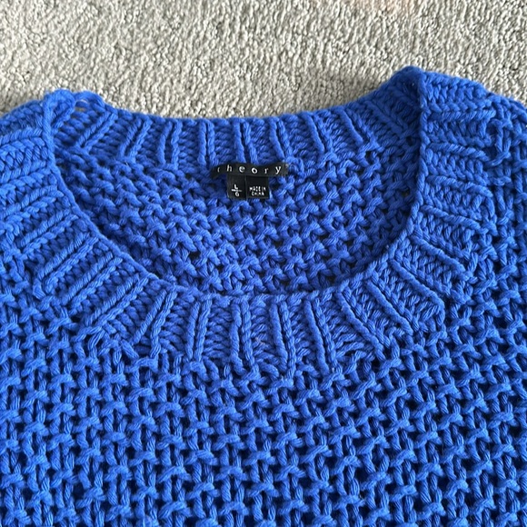 Theory Sweater - Size Large - Picture 6 of 6